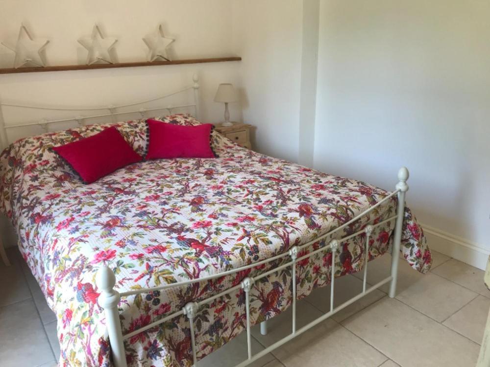 The Studio Wisborough Green Экстерьер фото